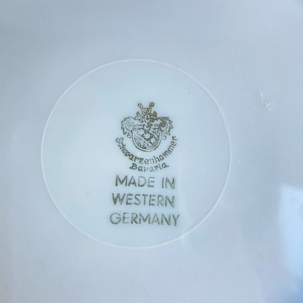 Schwarzenhammer Bavaria porcelain fruit plate with pierced gilded rim VINTAGE
